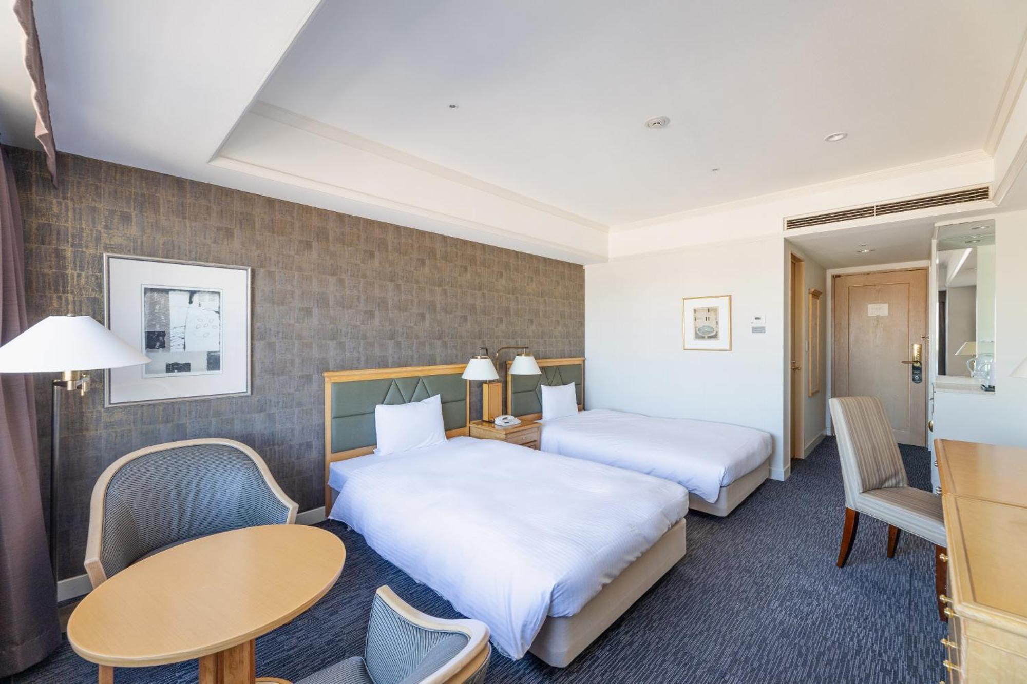 The Qube Hotel سيبَ المظهر الخارجي الصورة